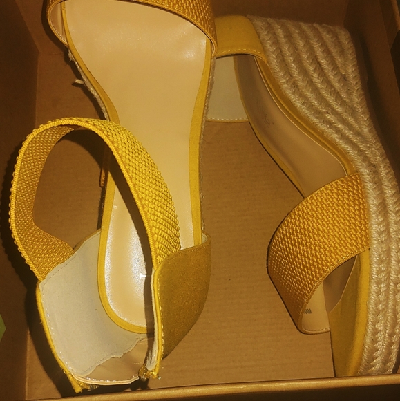 Lexie & Annie wedge sandals - Picture 2 of 5